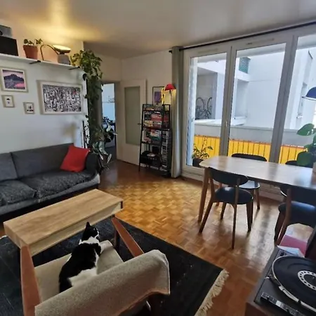 Grand Lumineux Apartamento *